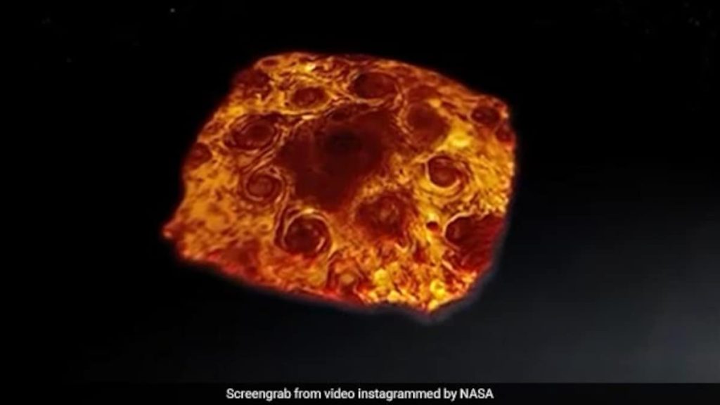 Virus: la NASA condivide un video della tempesta “Pepperoni” su Giove (guarda)